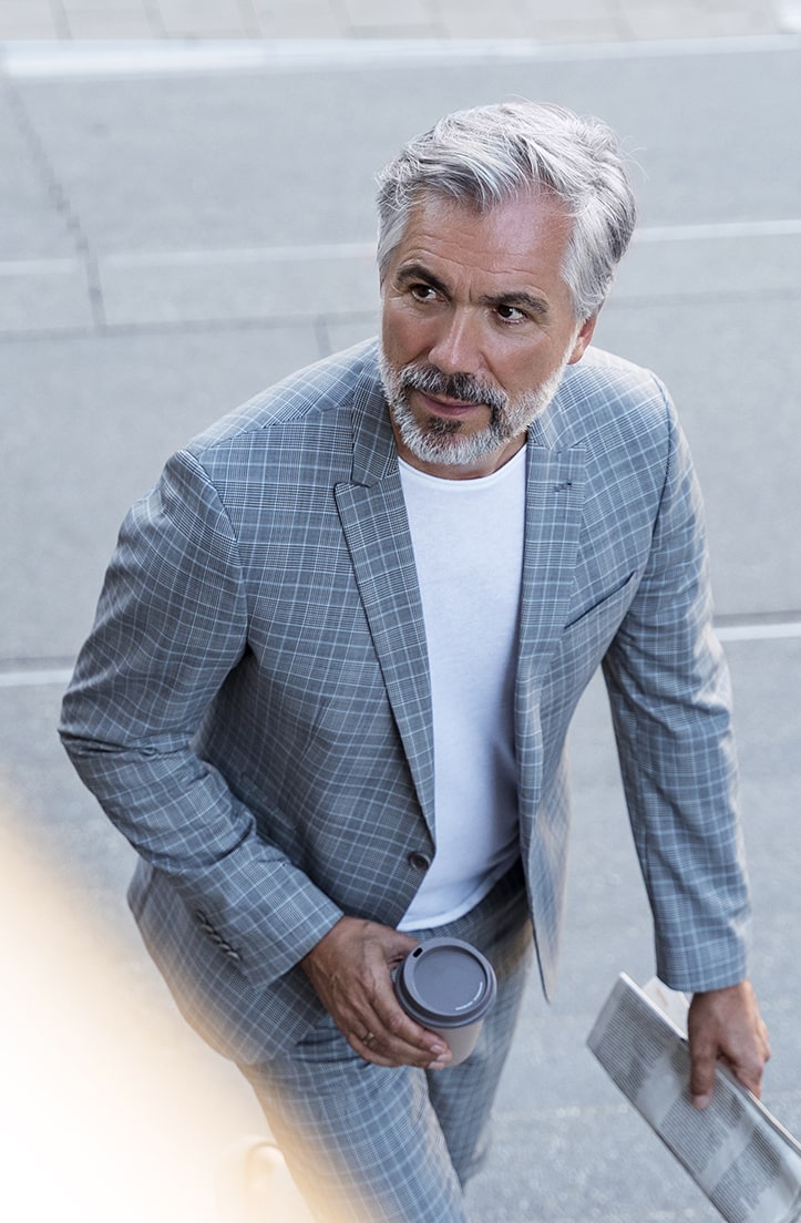 Who can I contact to get financial advice ? Switzerland